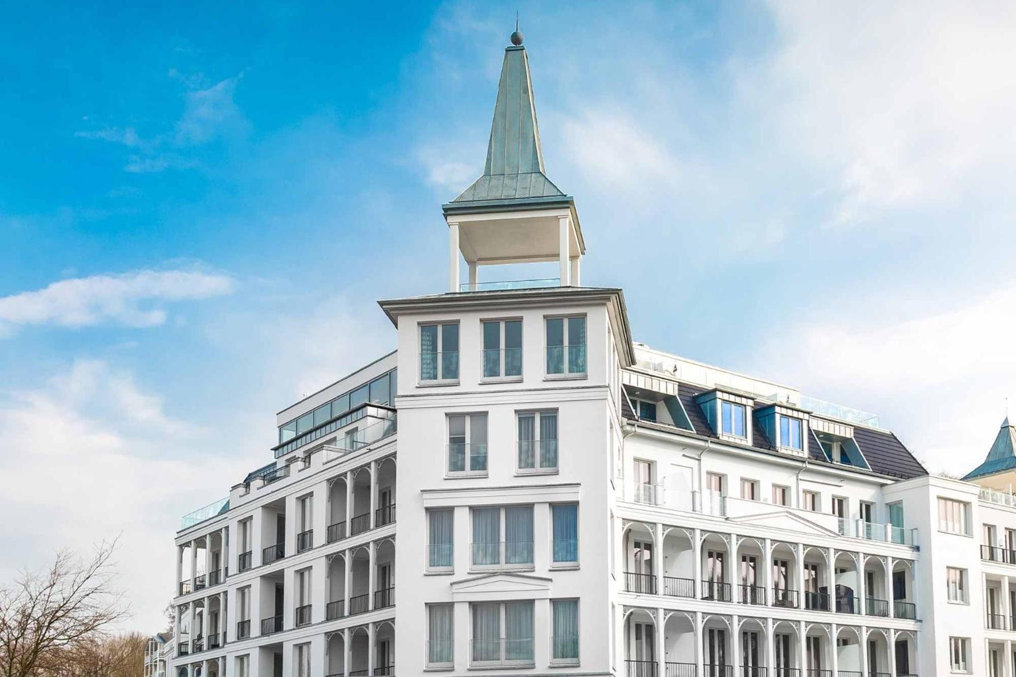 First White Pearl Apartment Sellin  Exterior photo